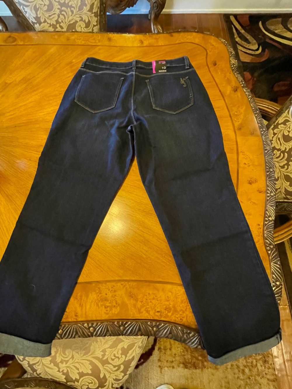 Curvy Fit Two Pair of Style and Company Boyfriend Mid-Rise Size 10 Crop Pants - Picture 2 of 7